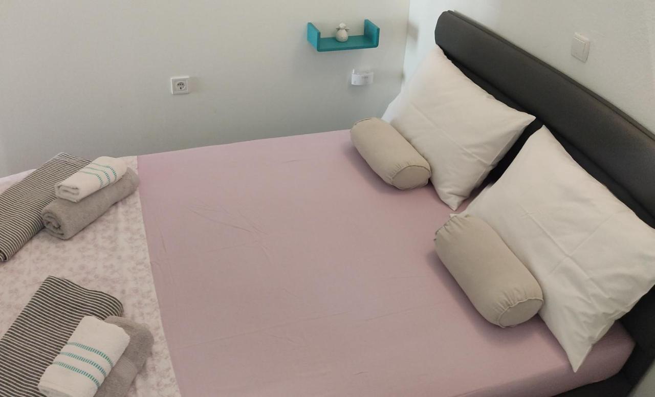 Fina M Studio Apartman カリ エクステリア 写真