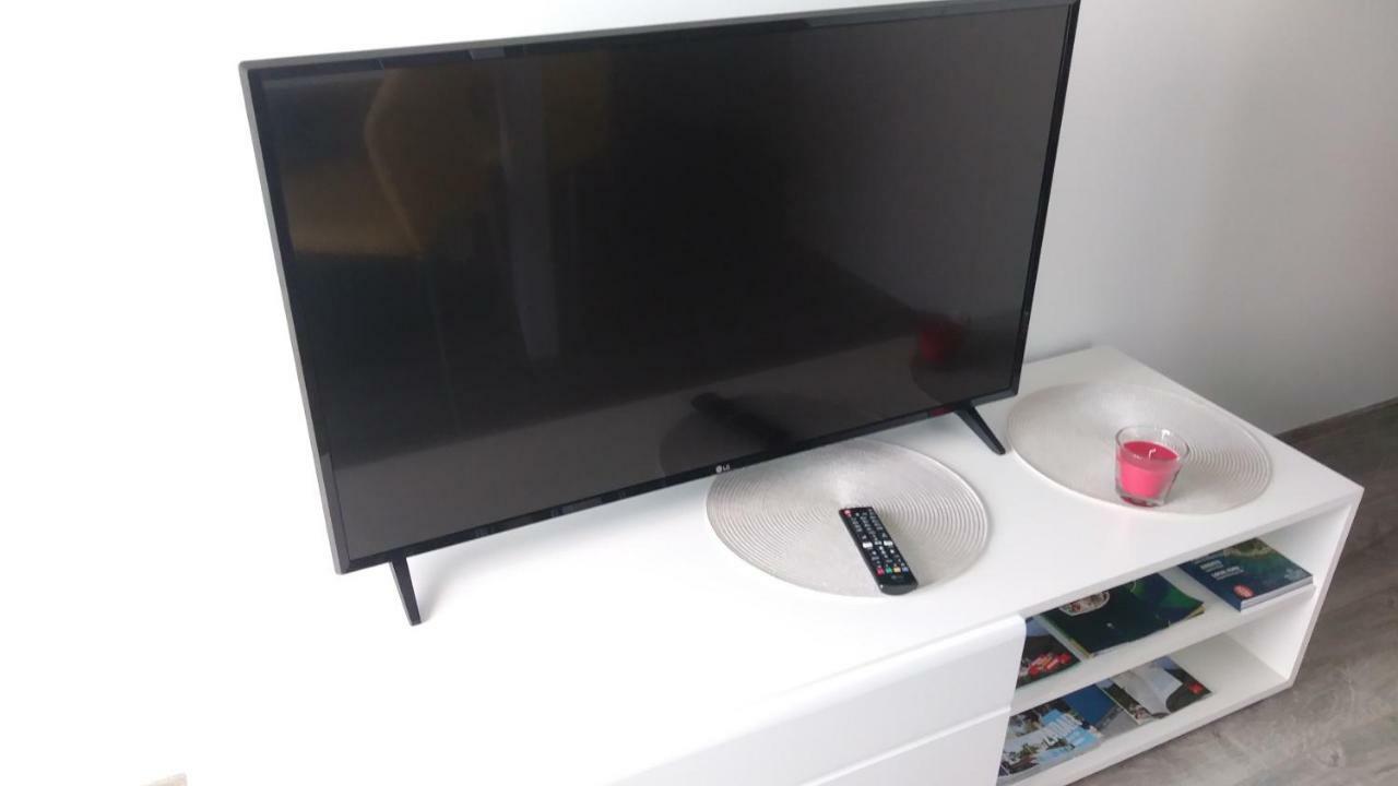 Fina M Studio Apartman カリ エクステリア 写真