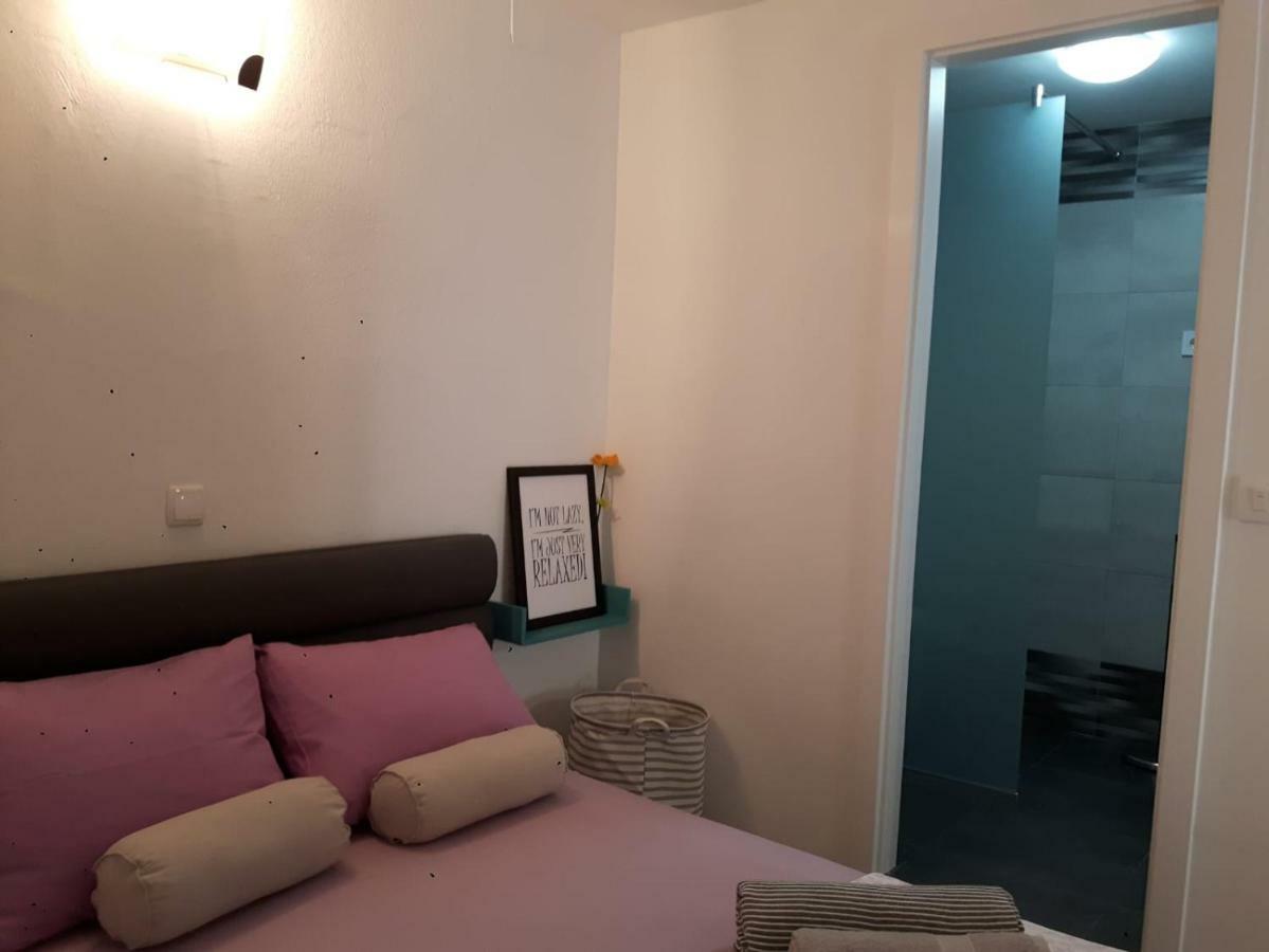 Fina M Studio Apartman カリ エクステリア 写真